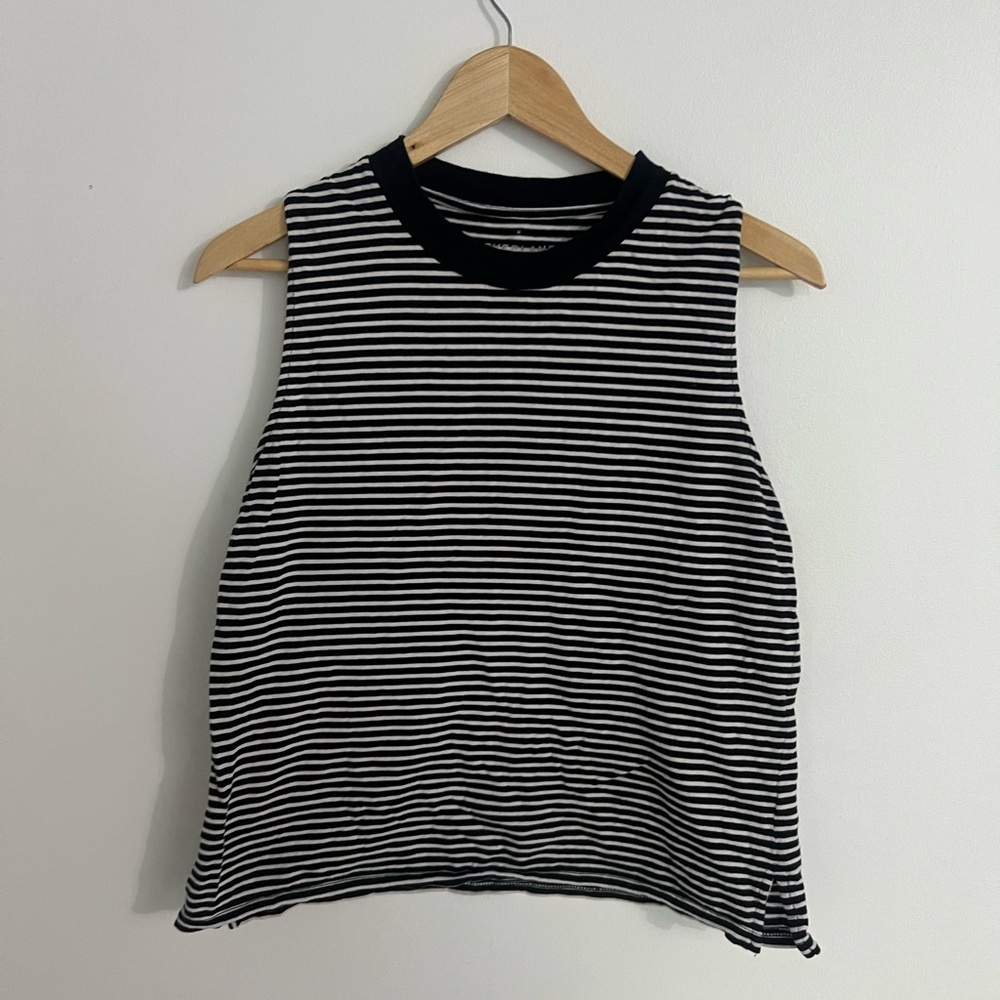 Everlane - Tee